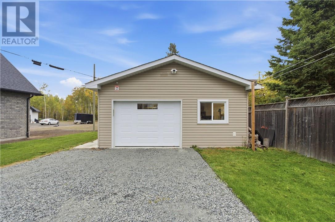 930 Dublin Street, Greater Sudbury, Ontario  P3A 1R6 - Photo 2 - 2130767