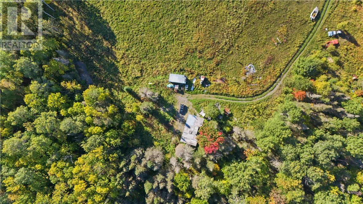 529 Griffith Road Warren Ontario Canada P0H2N0 5