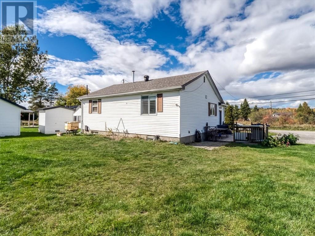 33 Graham Road, Whitefish, Ontario  P0M 3E0 - Photo 5 - 2130746