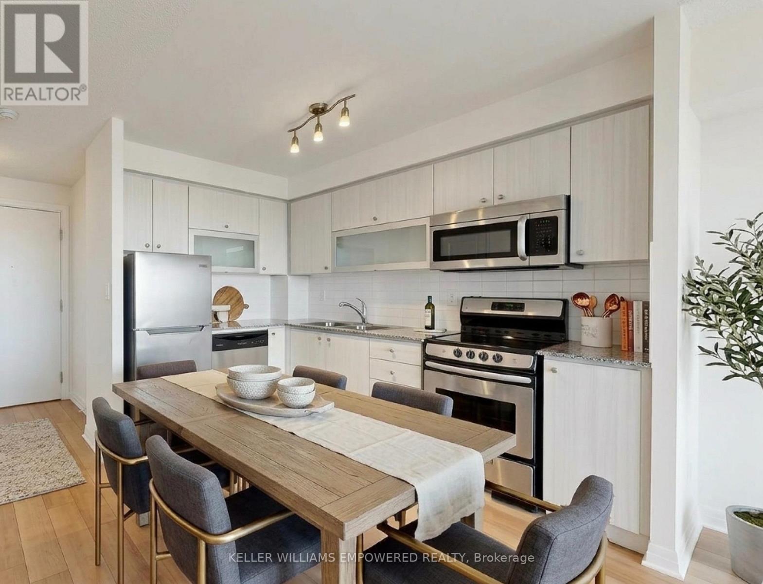 807 - 2015 Sheppard Avenue E, Toronto, Ontario  M2J 0B3 - Photo 5 - C13809758