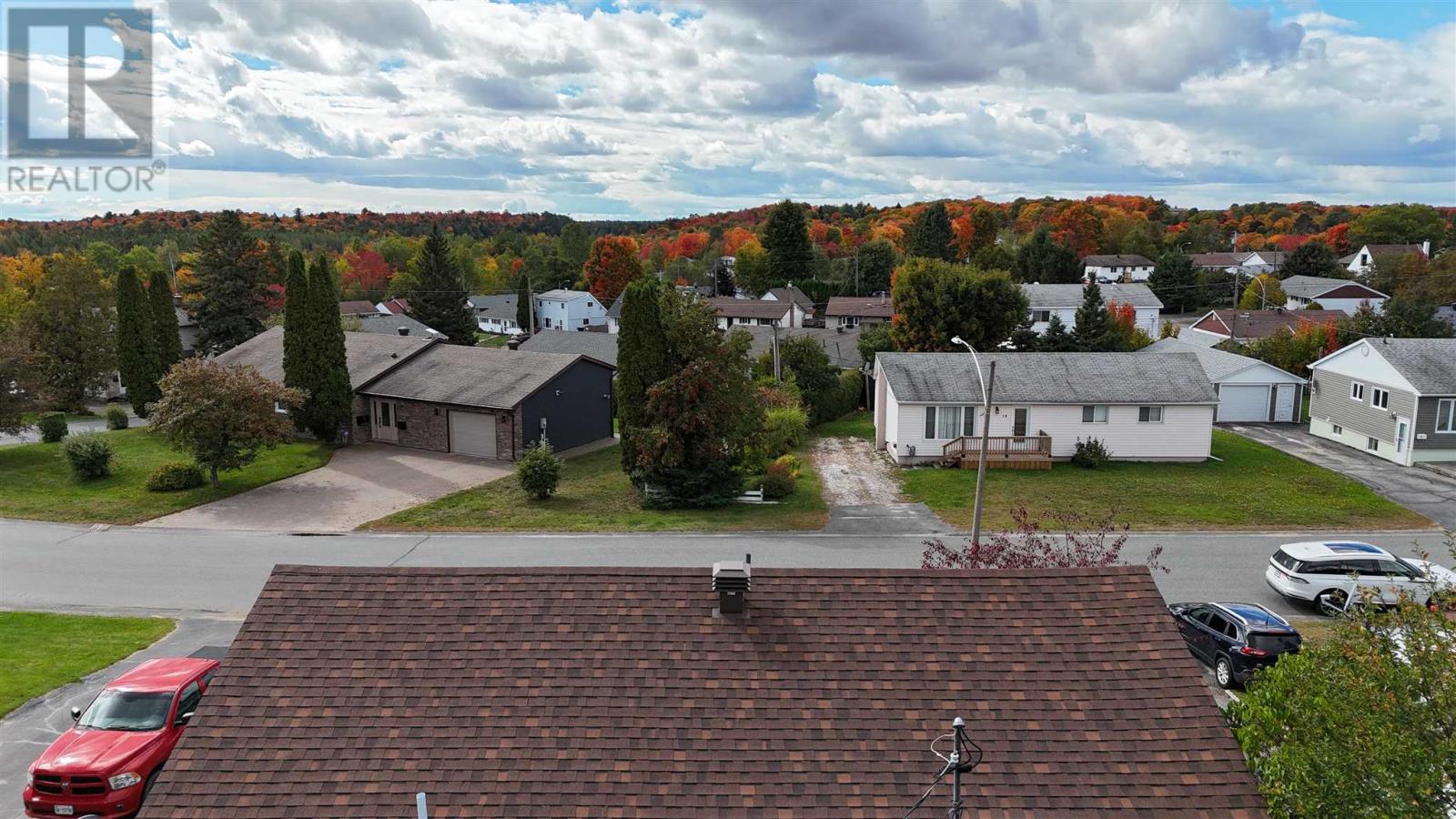 17 Brown Rd, Elliot Lake, Ontario  P5A 1K2 - Photo 31 - SM262754