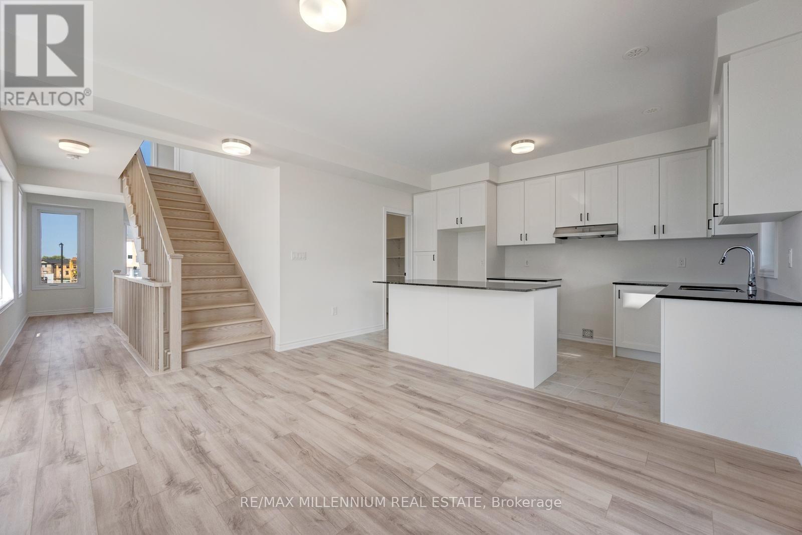 Upper - 36 Thornbird Crescent, Brampton, Ontario  L7A 0B8 - Photo 10 - W13665762