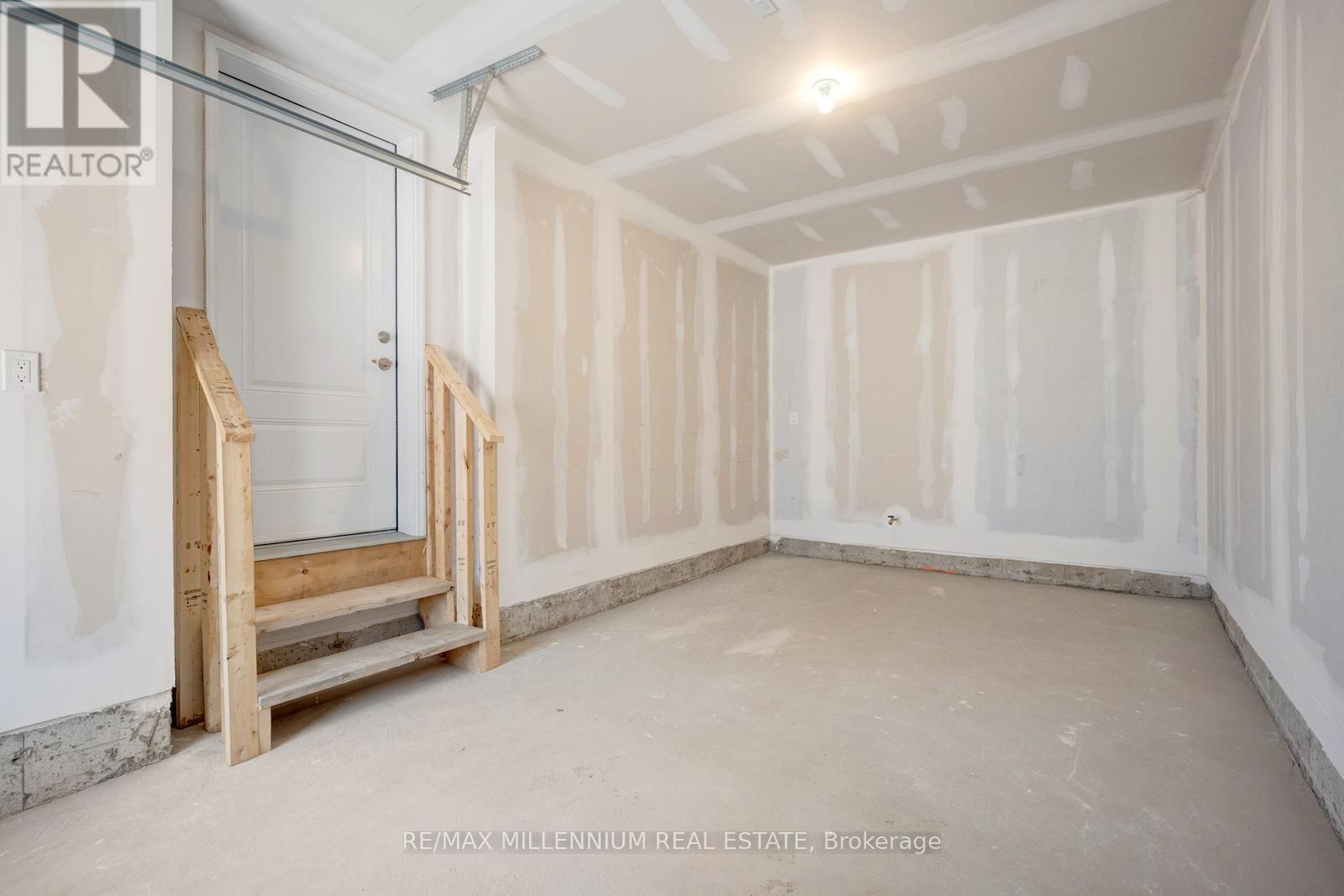 Upper - 36 Thornbird Crescent, Brampton, Ontario  L7A 0B8 - Photo 47 - W13665762