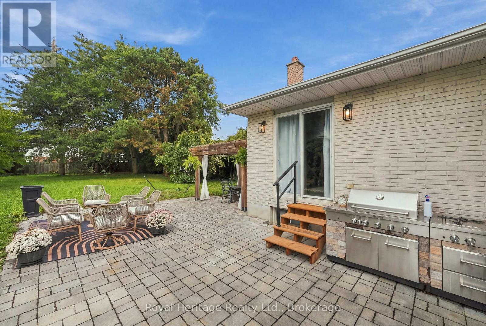 618 Sunset Boulevard, Clarington, Ontario  L1B 1C9 - Photo 37 - E13861654