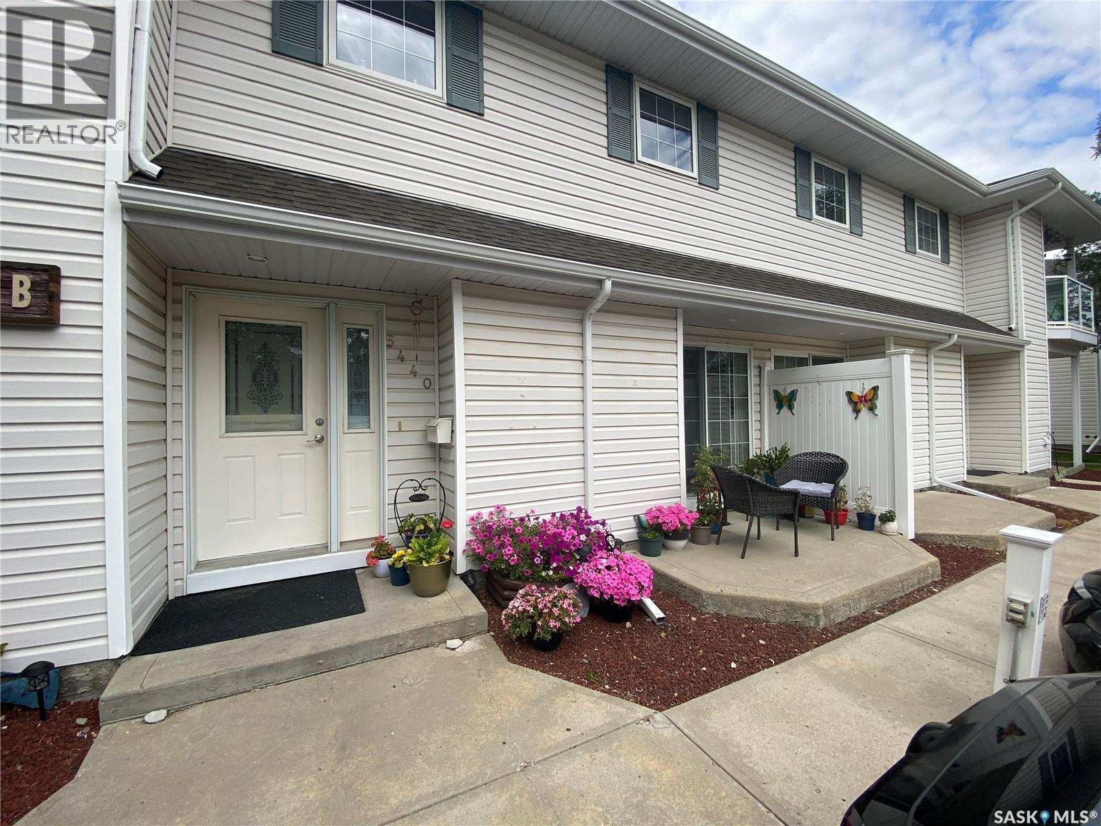 5440 Rochdale BOULEVARD, regina, Saskatchewan