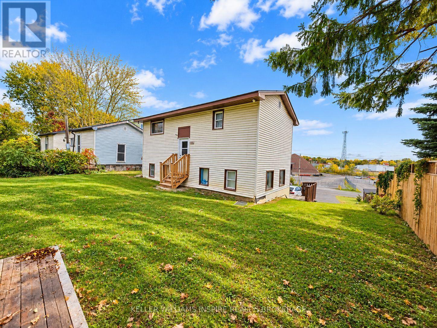 52 Wallbridge Crescent, Belleville, Ontario  K8P 1Z4 - Photo 6 - X13861510