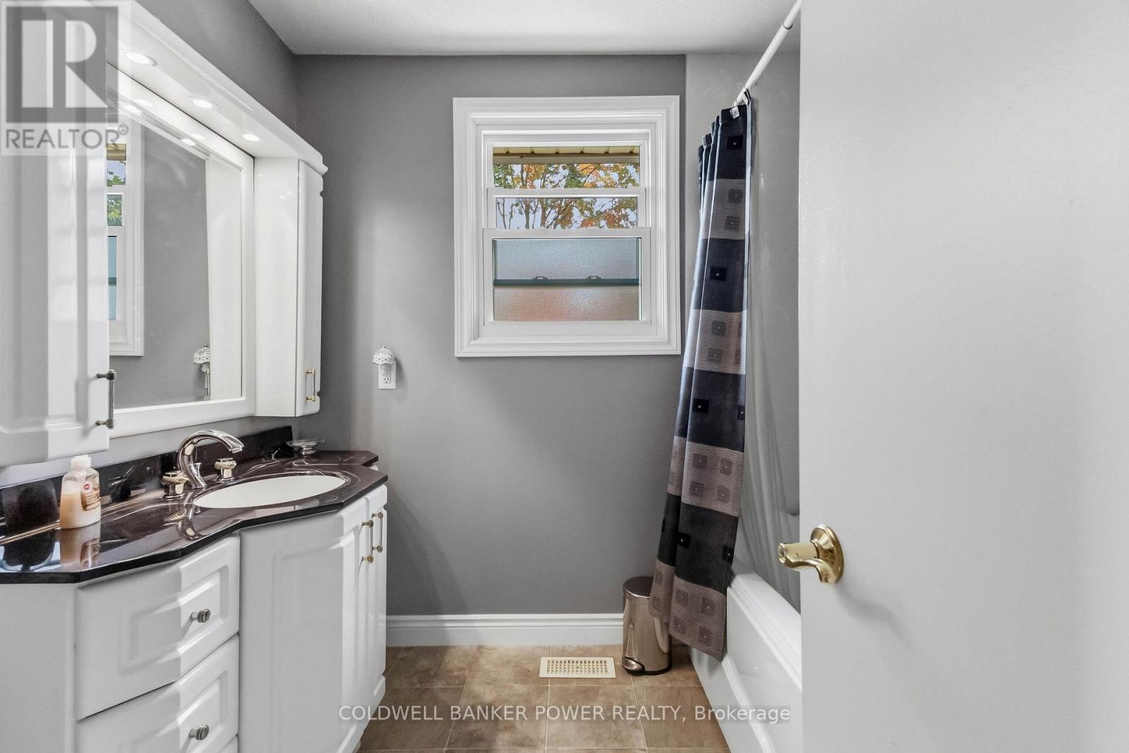 30 Four Oaks Crescent, London South, Ontario  N6J 4B7 - Photo 27 - X13861468