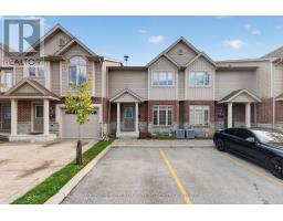 83 - 1061 EAGLETRACE DRIVE, London North, Ontario