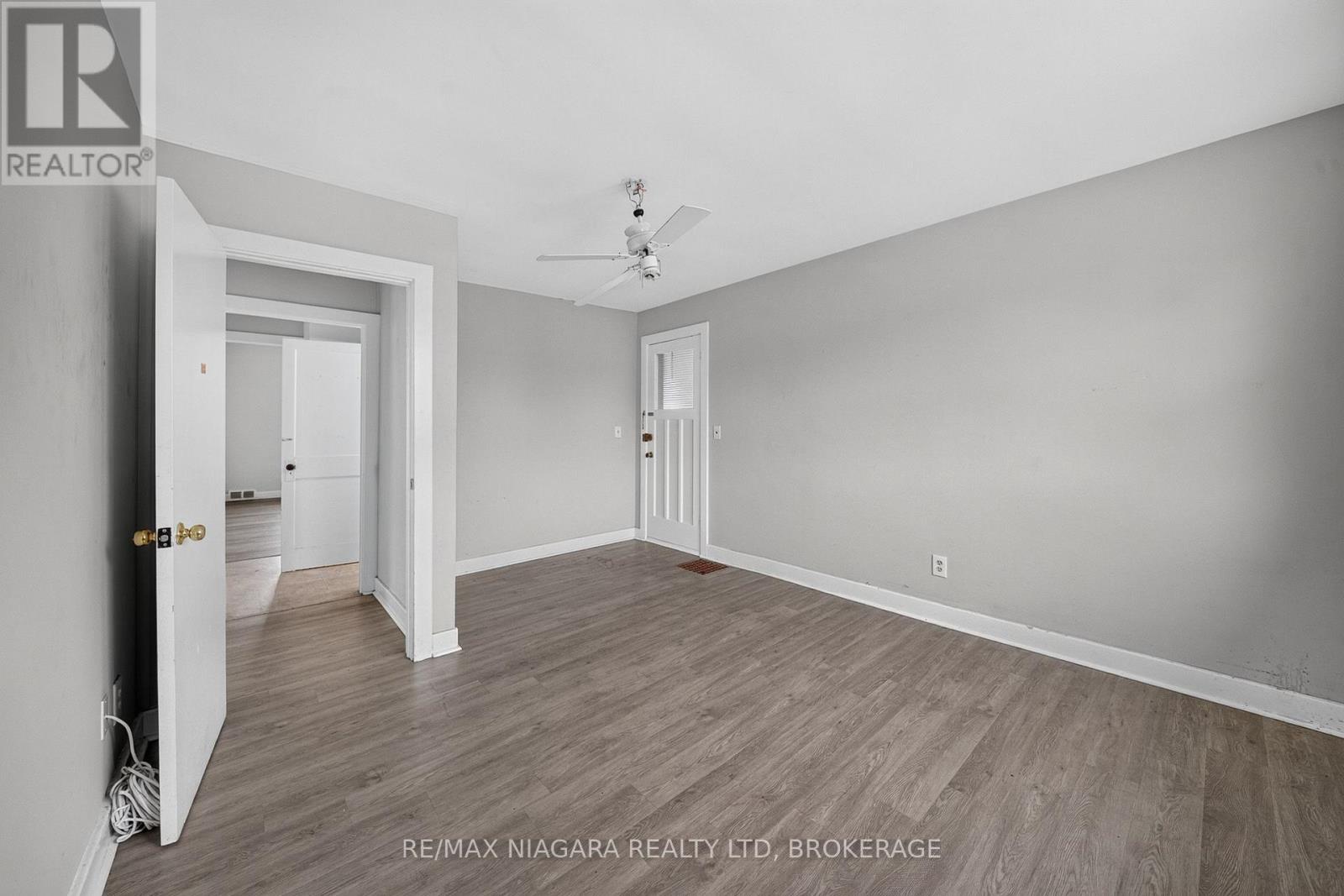6520 Barker Street, Niagara Falls, Ontario  L2G 1Y7 - Photo 34 - X13855478