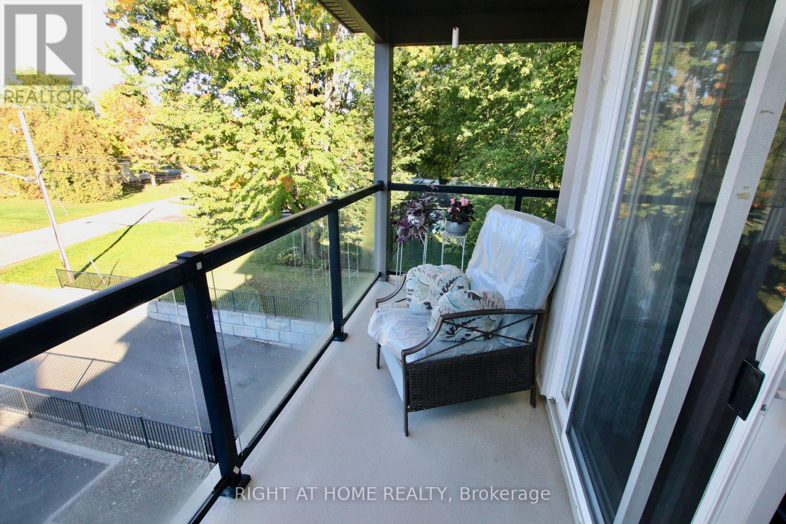301 - 2 Warner Street, Russell, Ontario  K4R 0B5 - Photo 34 - X13861464