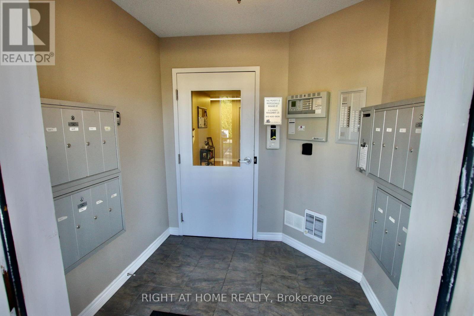 301 - 2 Warner Street, Russell, Ontario  K4R 0B5 - Photo 36 - X13861464