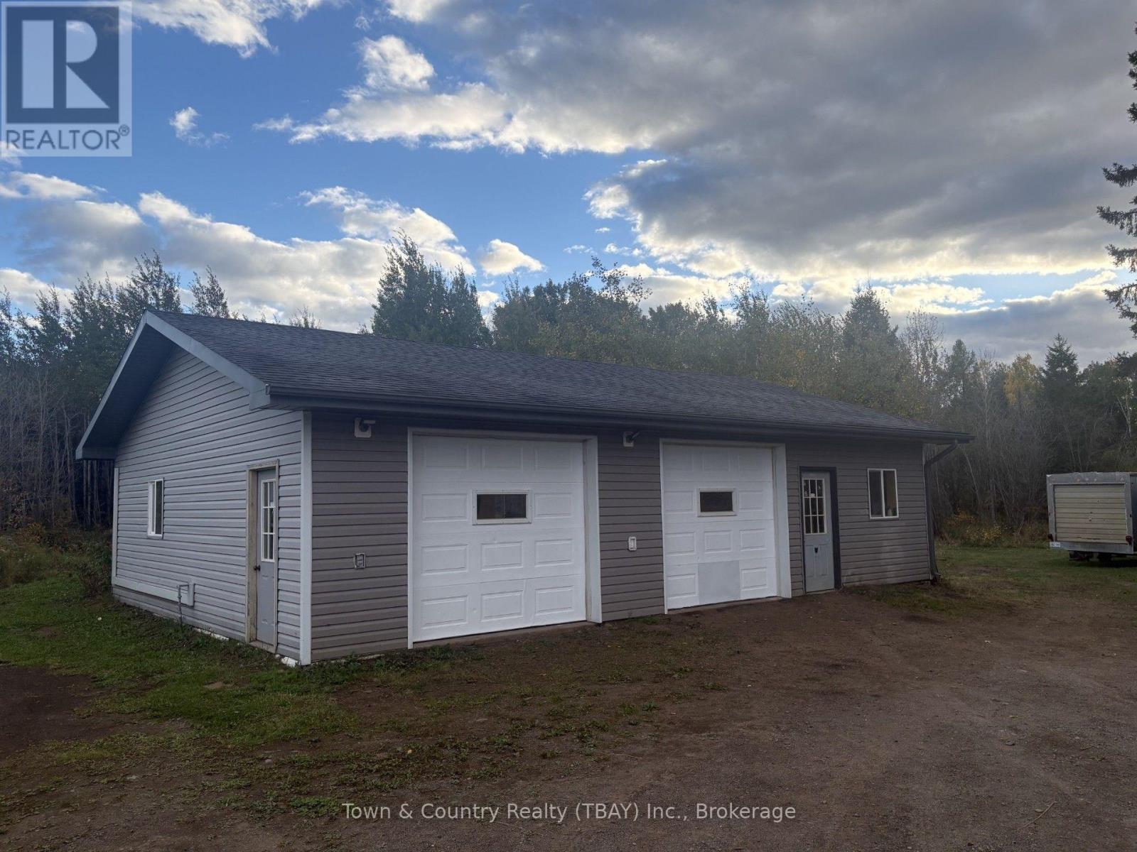 3203 Hwy 61 Highway, Thunder Bay Remote Area, Ontario  P7J 0G9 - Photo 2 - X13861396