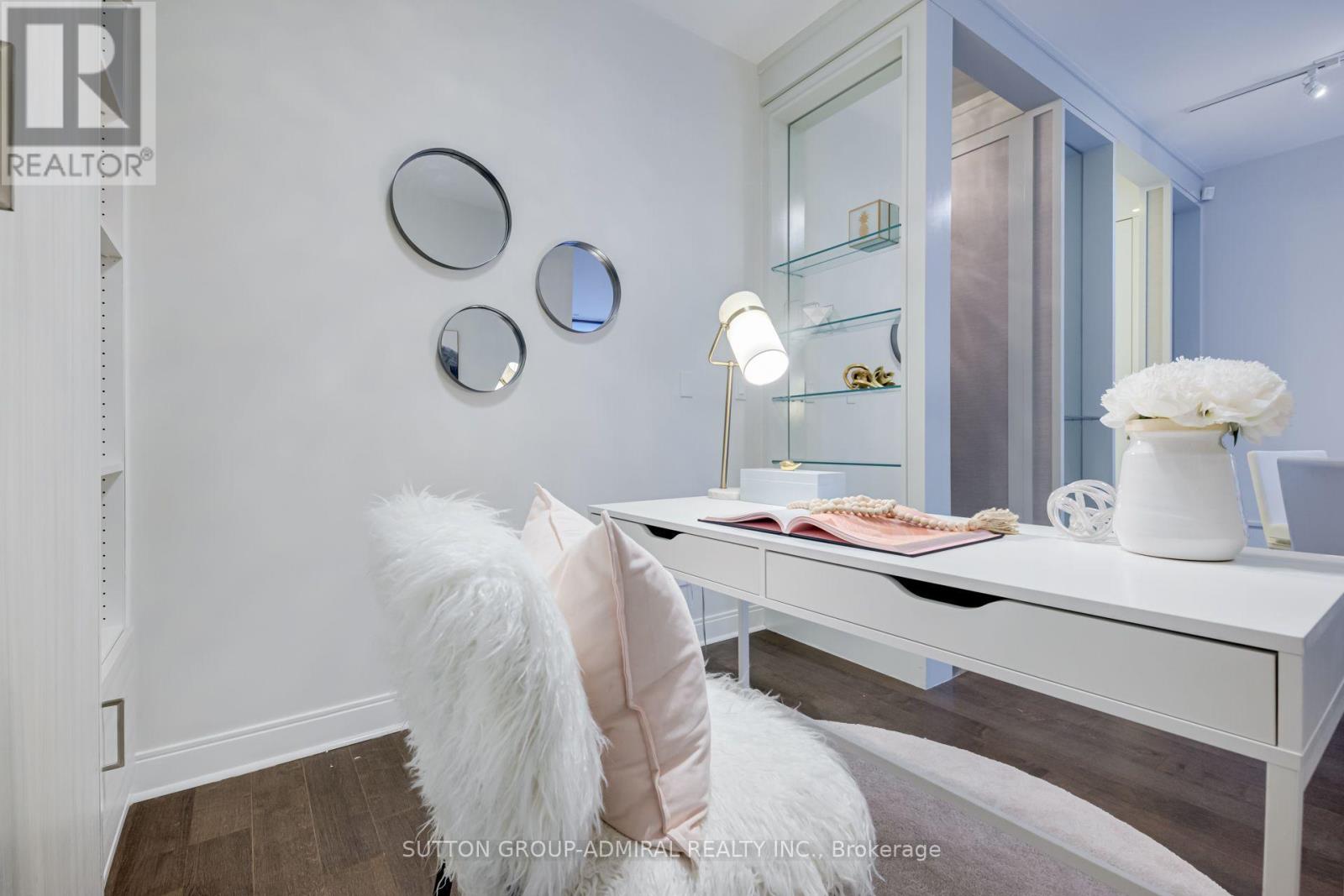 104 - 21 Scollard Street, Toronto, Ontario  M5R 1G1 - Photo 18 - C13861382