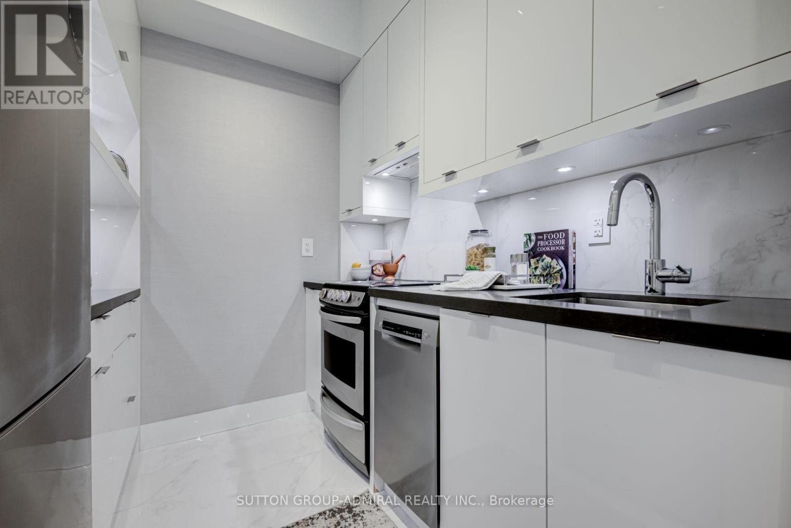 104 - 21 Scollard Street, Toronto, Ontario  M5R 1G1 - Photo 26 - C13861382