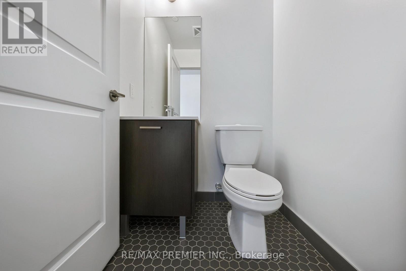 503 - 11 Lillian Street, Toronto, Ontario  M4S 2H7 - Photo 7 - C13861594