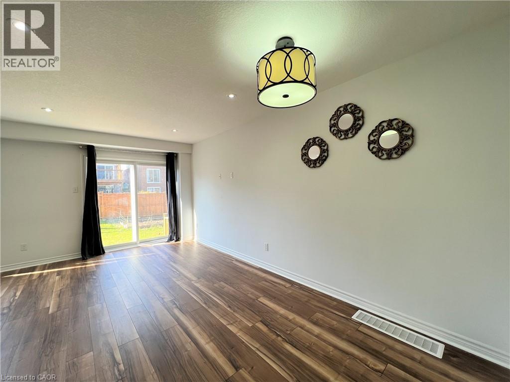 46 Renfrew Street, Kitchener, Ontario  N2R 0G5 - Photo 25 - 40868776