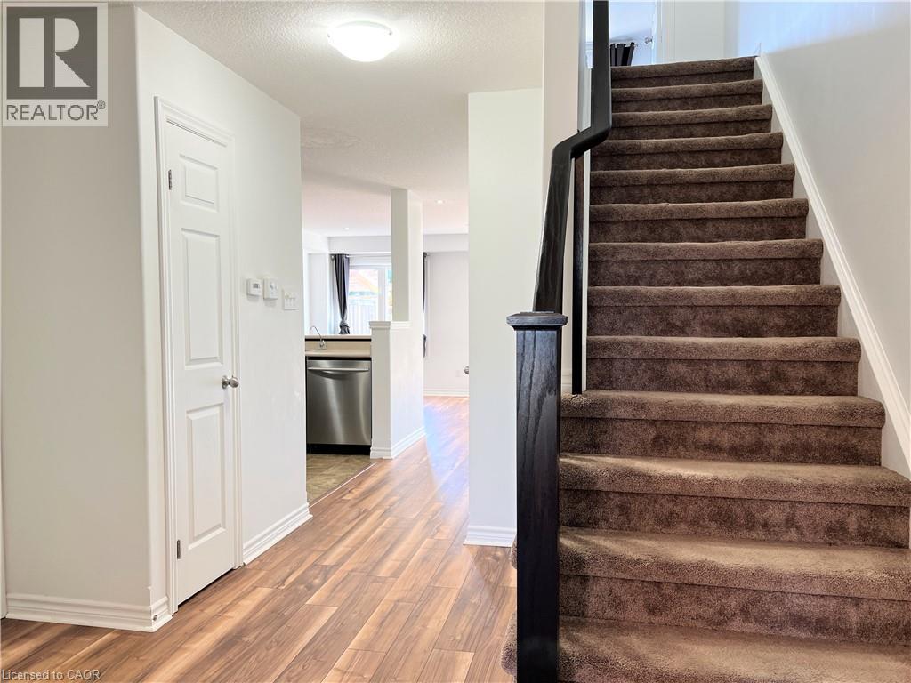 46 Renfrew Street, Kitchener, Ontario  N2R 0G5 - Photo 5 - 40868776