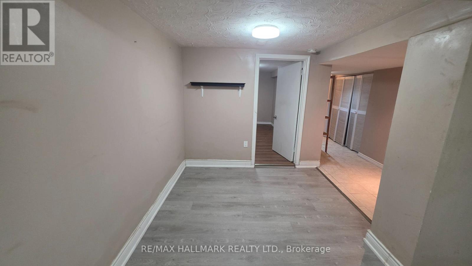 Lower Level - 15 North Bonnington Avenue, Toronto, Ontario  M1K 1X3 - Photo 16 - E13861380