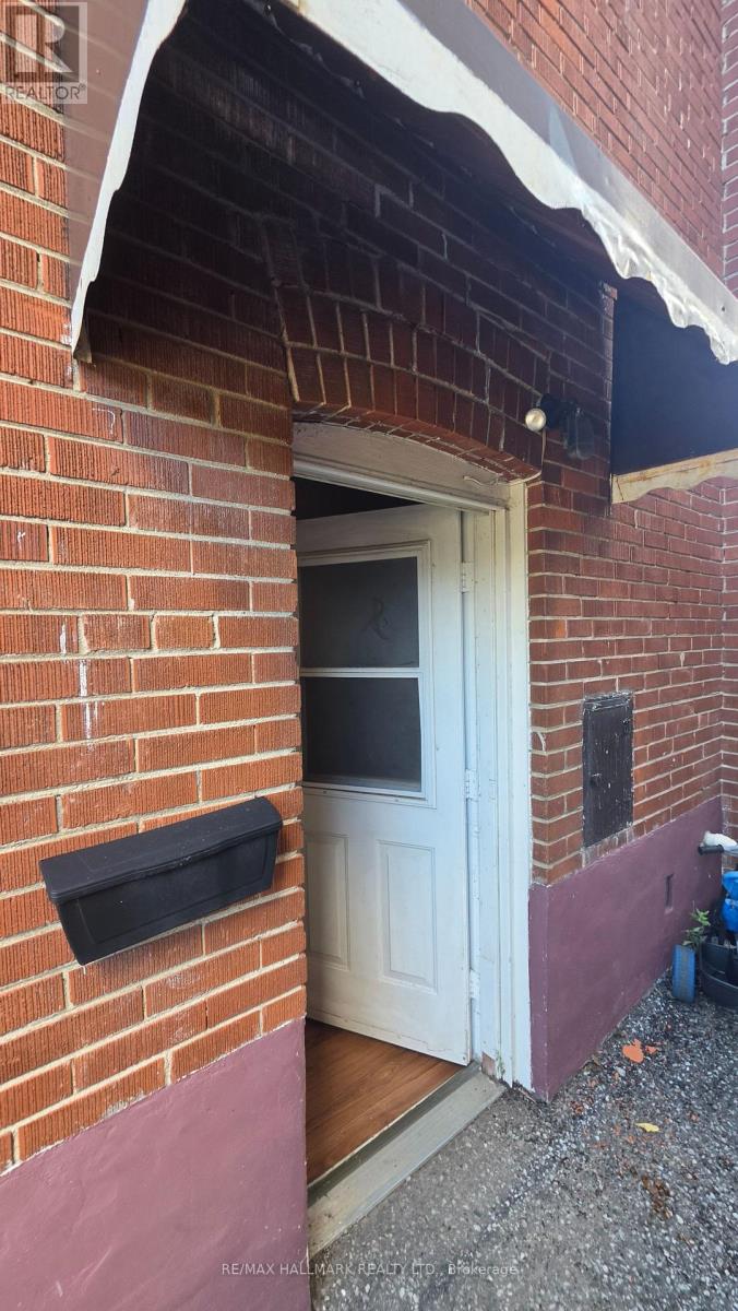 Lower Level - 15 North Bonnington Avenue, Toronto, Ontario  M1K 1X3 - Photo 4 - E13861380