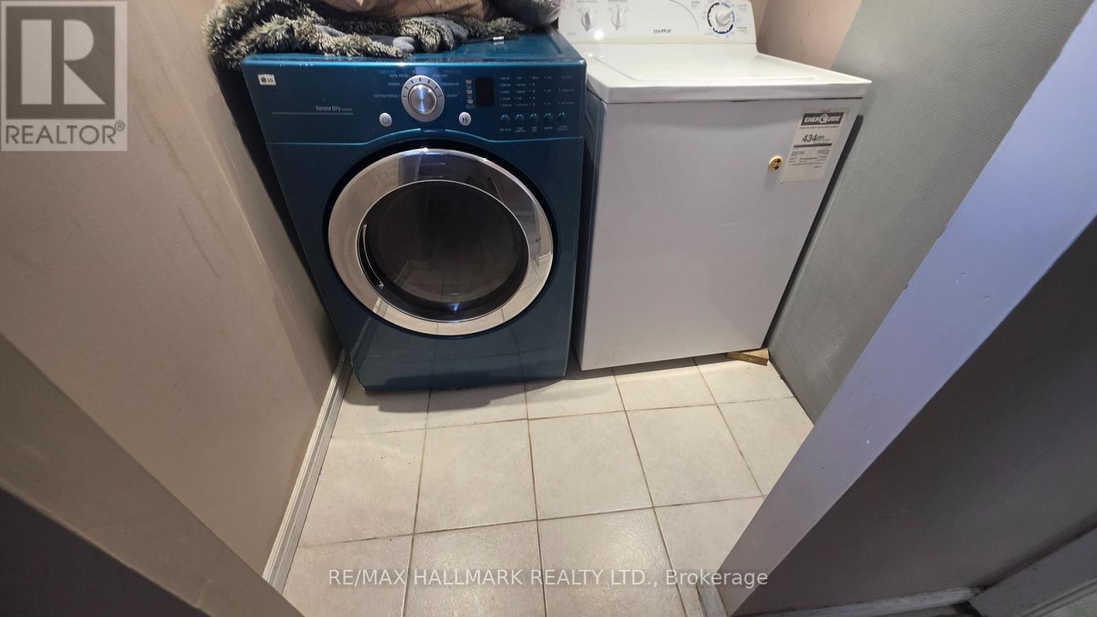 Lower Level - 15 North Bonnington Avenue, Toronto, Ontario  M1K 1X3 - Photo 8 - E13861380
