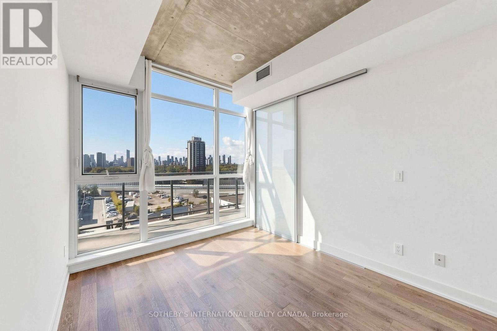 1015 - 1190 Dundas Street E, Toronto, Ontario  M4M 2T1 - Photo 17 - E13861388