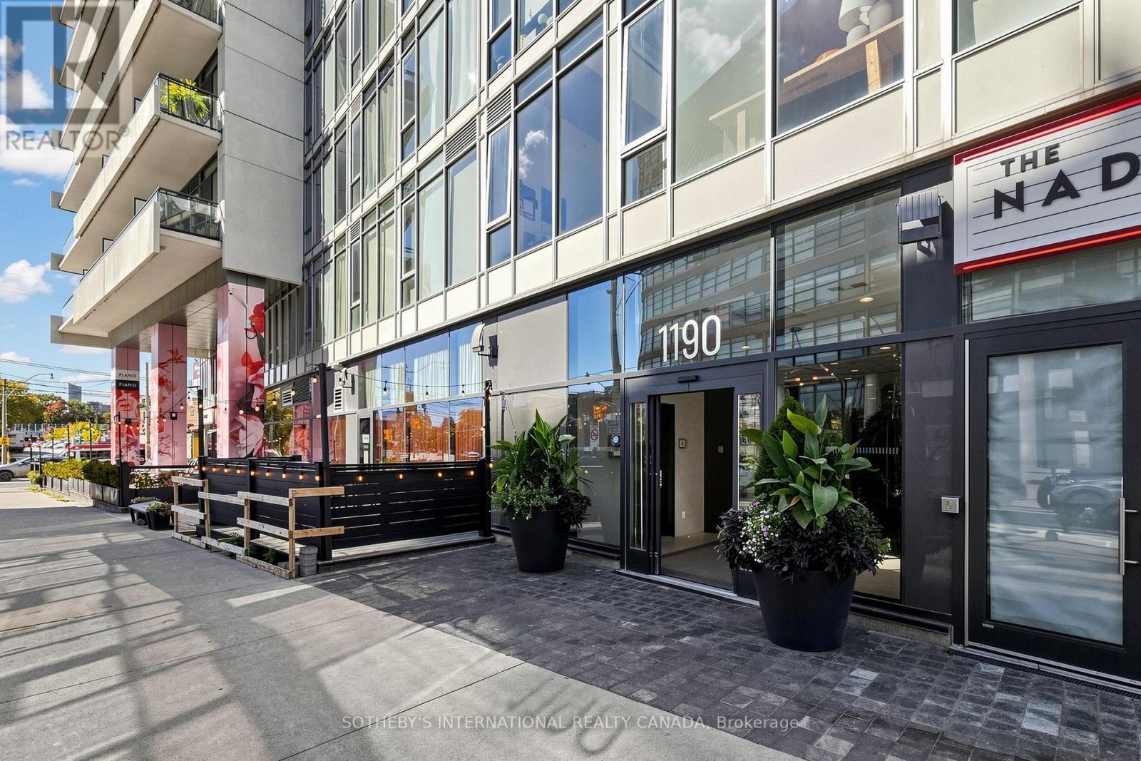 1015 - 1190 Dundas Street E, Toronto, Ontario  M4M 2T1 - Photo 2 - E13861388