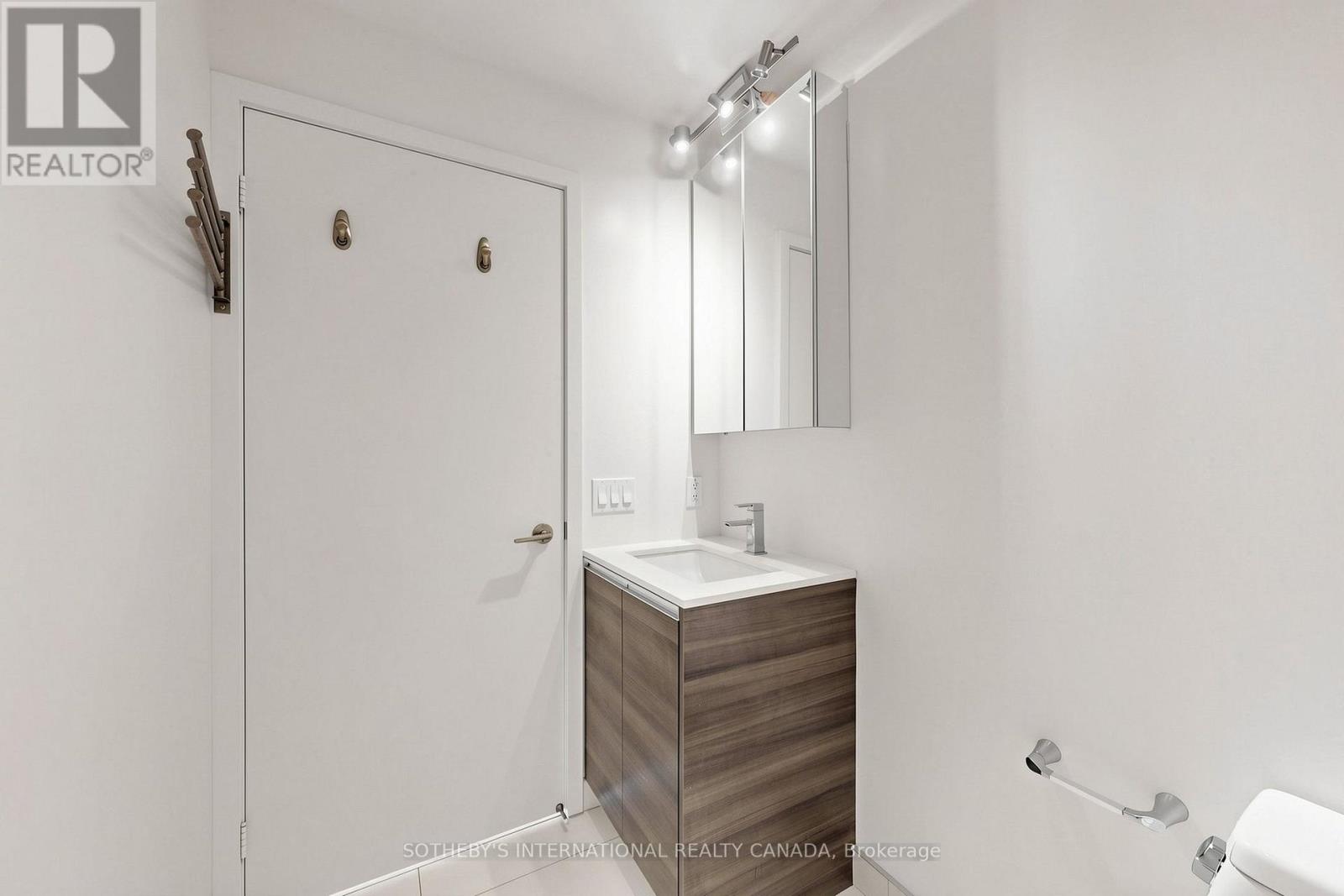 1015 - 1190 Dundas Street E, Toronto, Ontario  M4M 2T1 - Photo 27 - E13861388