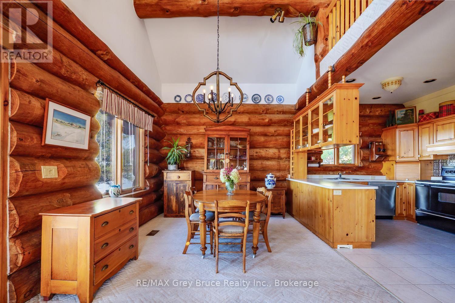 150 Shoreline Avenue, South Bruce Peninsula, Ontario  N0H 2T0 - Photo 13 - X13861652