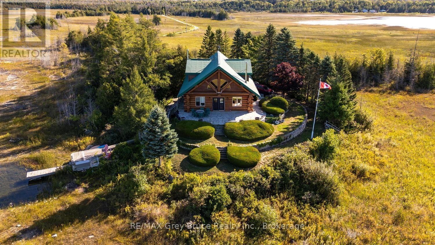150 Shoreline Avenue, South Bruce Peninsula, Ontario  N0H 2T0 - Photo 3 - X13861652