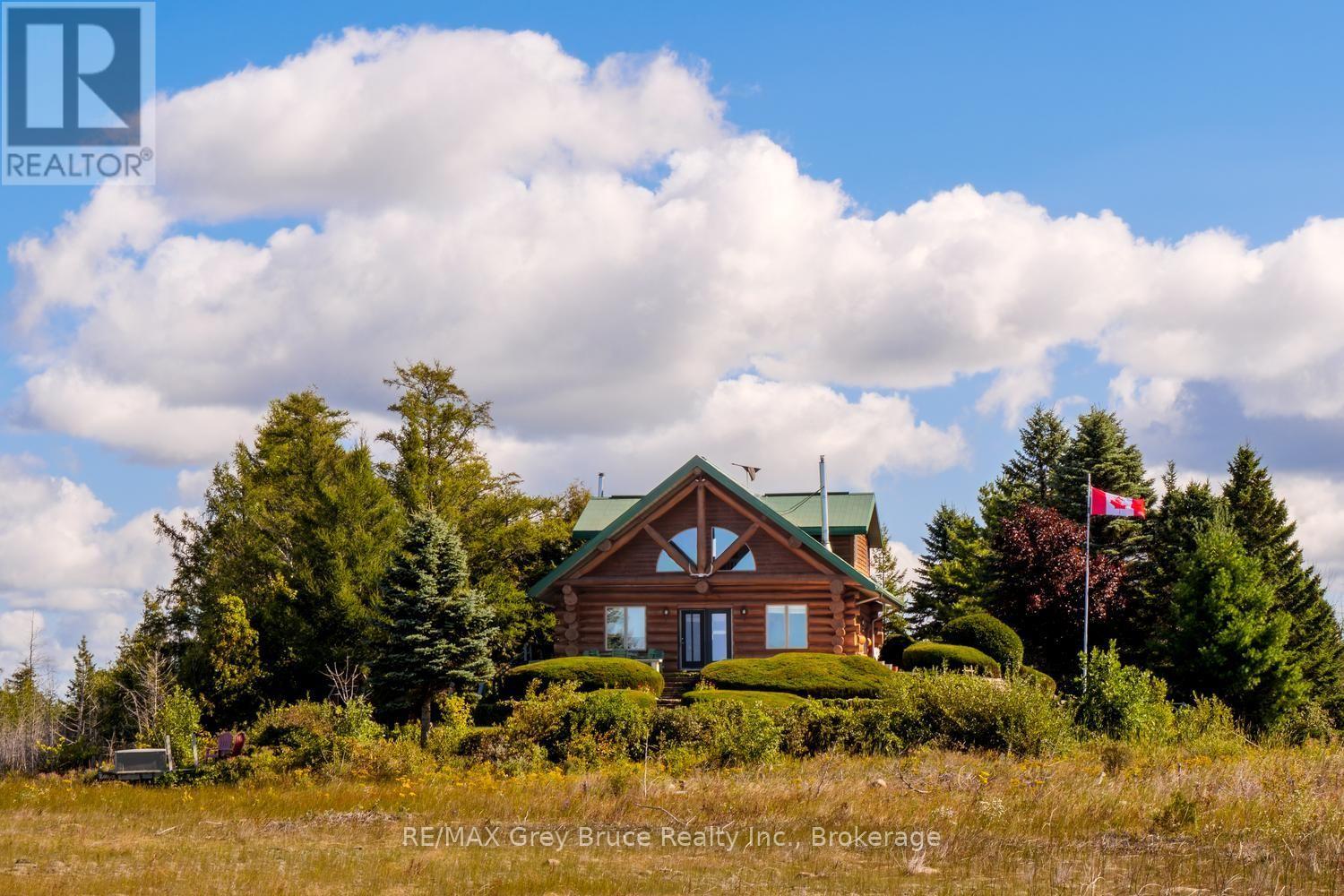 150 Shoreline Avenue, South Bruce Peninsula, Ontario  N0H 2T0 - Photo 4 - X13861652