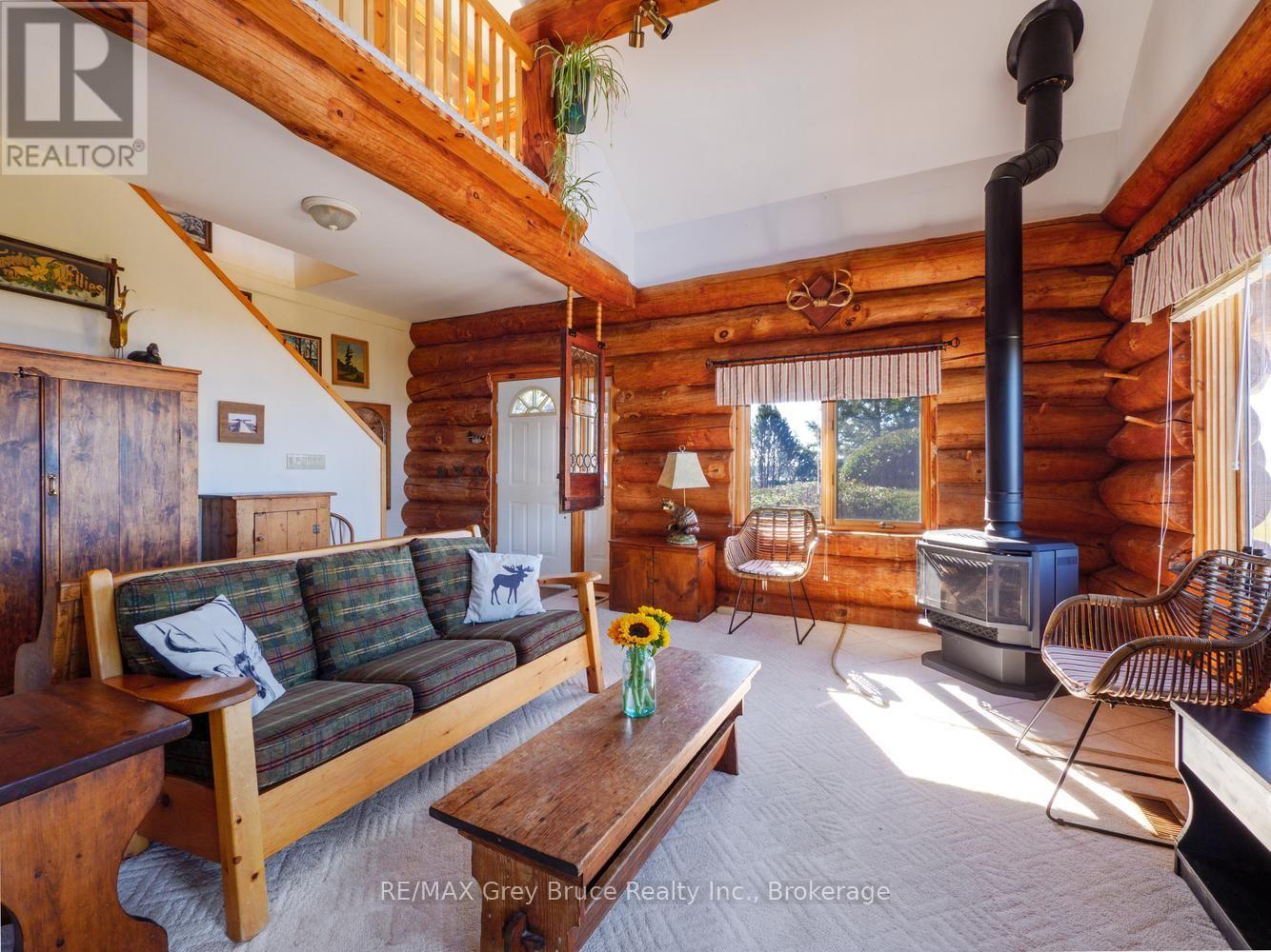 150 Shoreline Avenue, South Bruce Peninsula, Ontario  N0H 2T0 - Photo 7 - X13861652