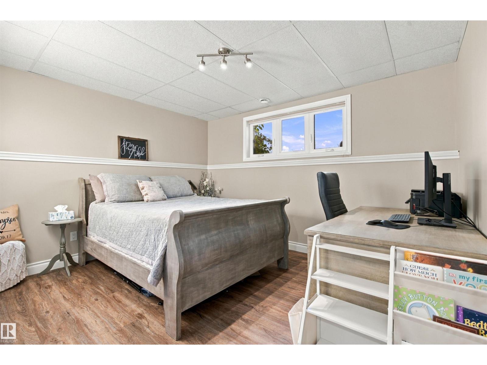 10 42230 Twp Rd 632