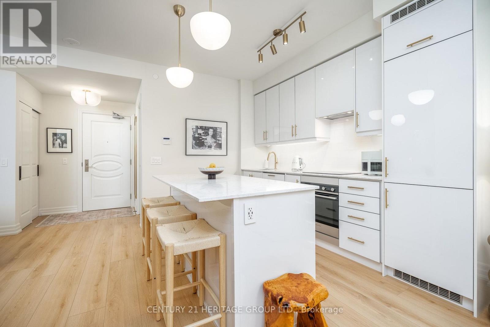 1807 - 9075 Jane Street, Vaughan, Ontario  L4K 0L7 - Photo 13 - N13861378
