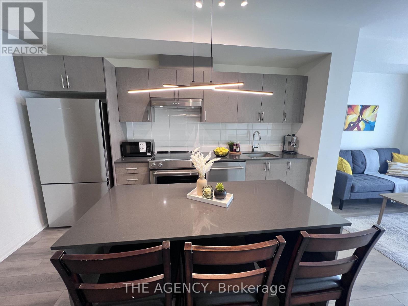 1404 - 8960 JANE STREET E