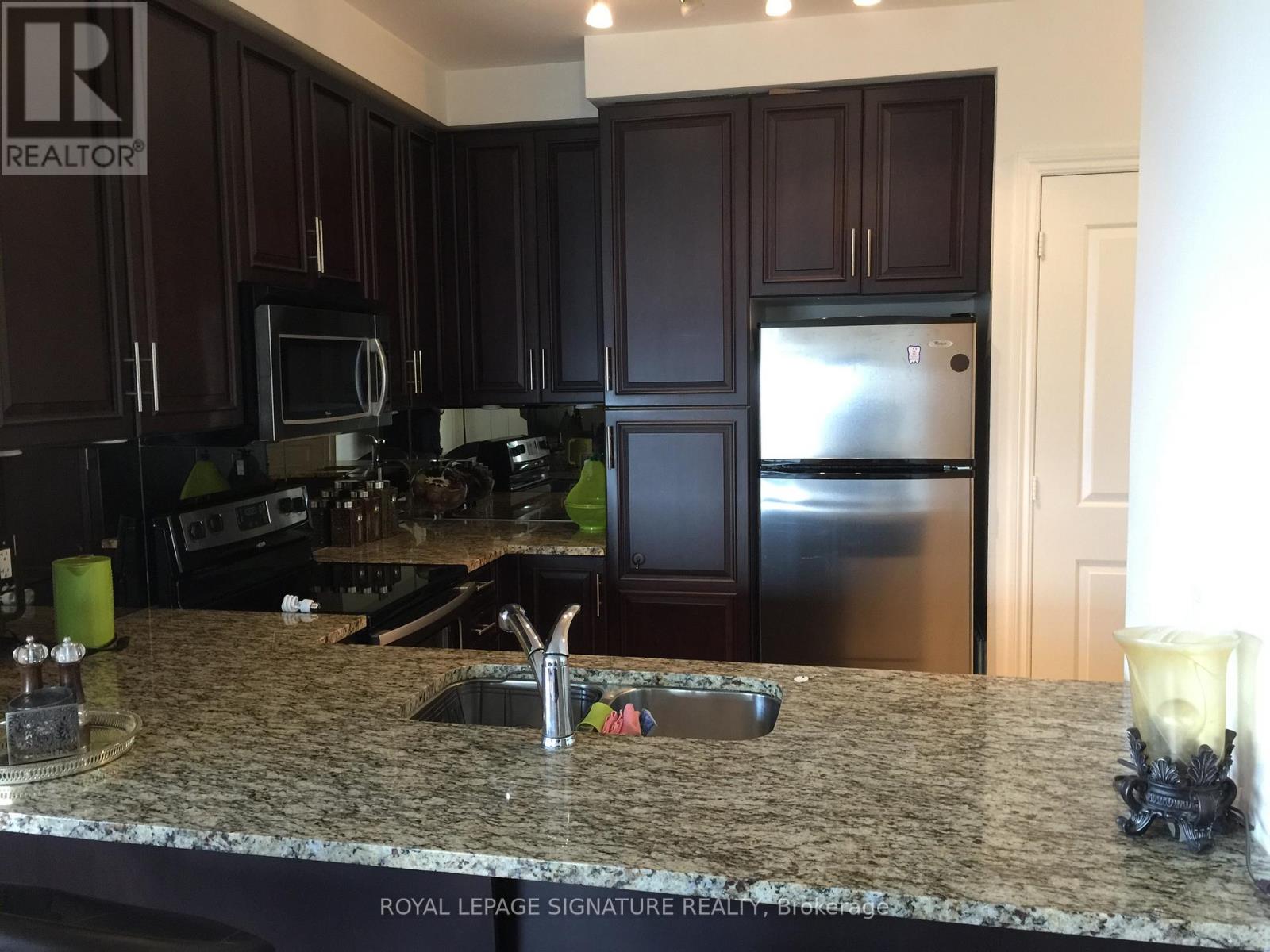 1410 - 9245 Jane Street, Vaughan, Ontario  L6A 0J9 - Photo 10 - N13861526