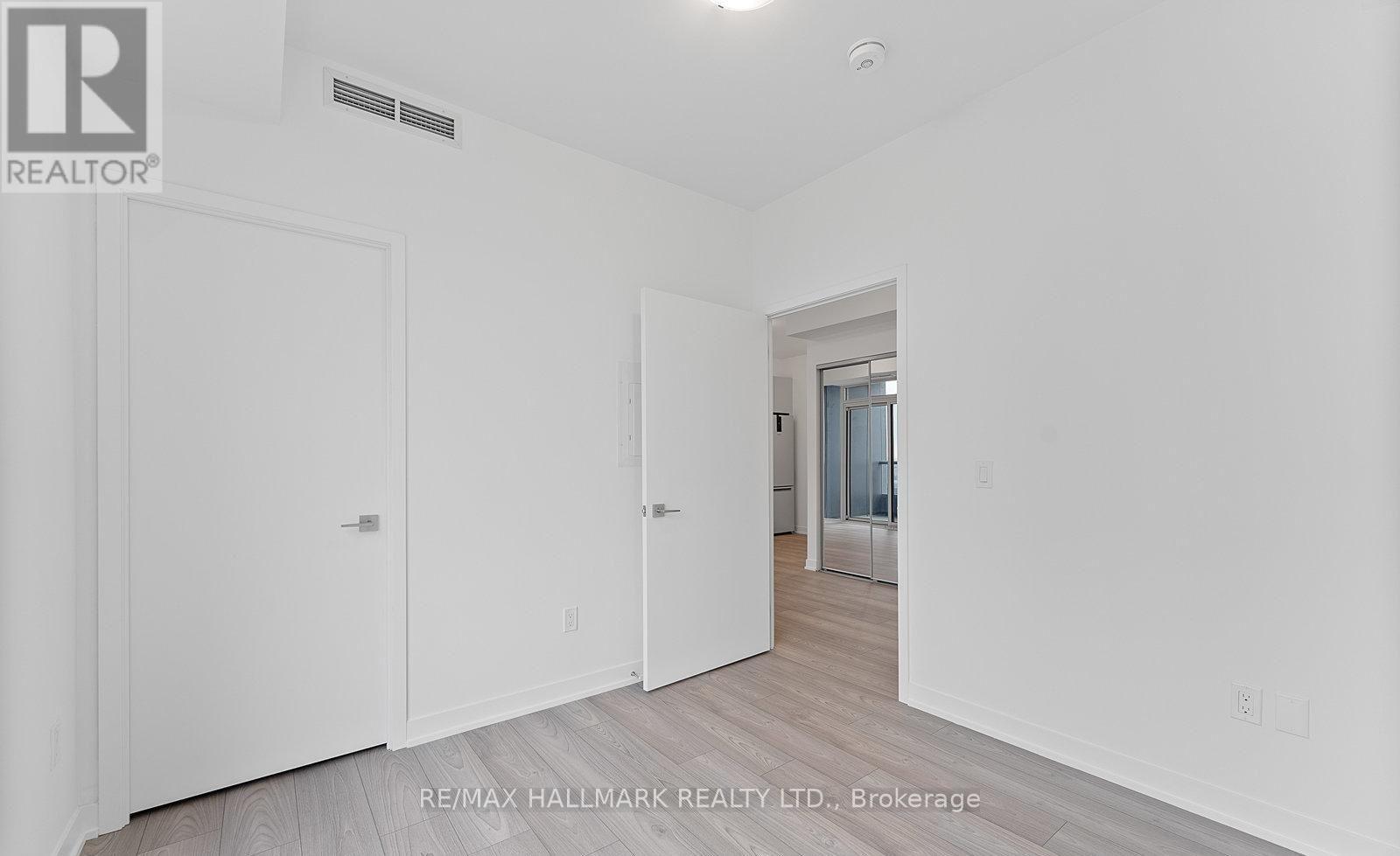1719 - 10 Abeja Street, Vaughan, Ontario  L4K 0R4 - Photo 9 - N13861582