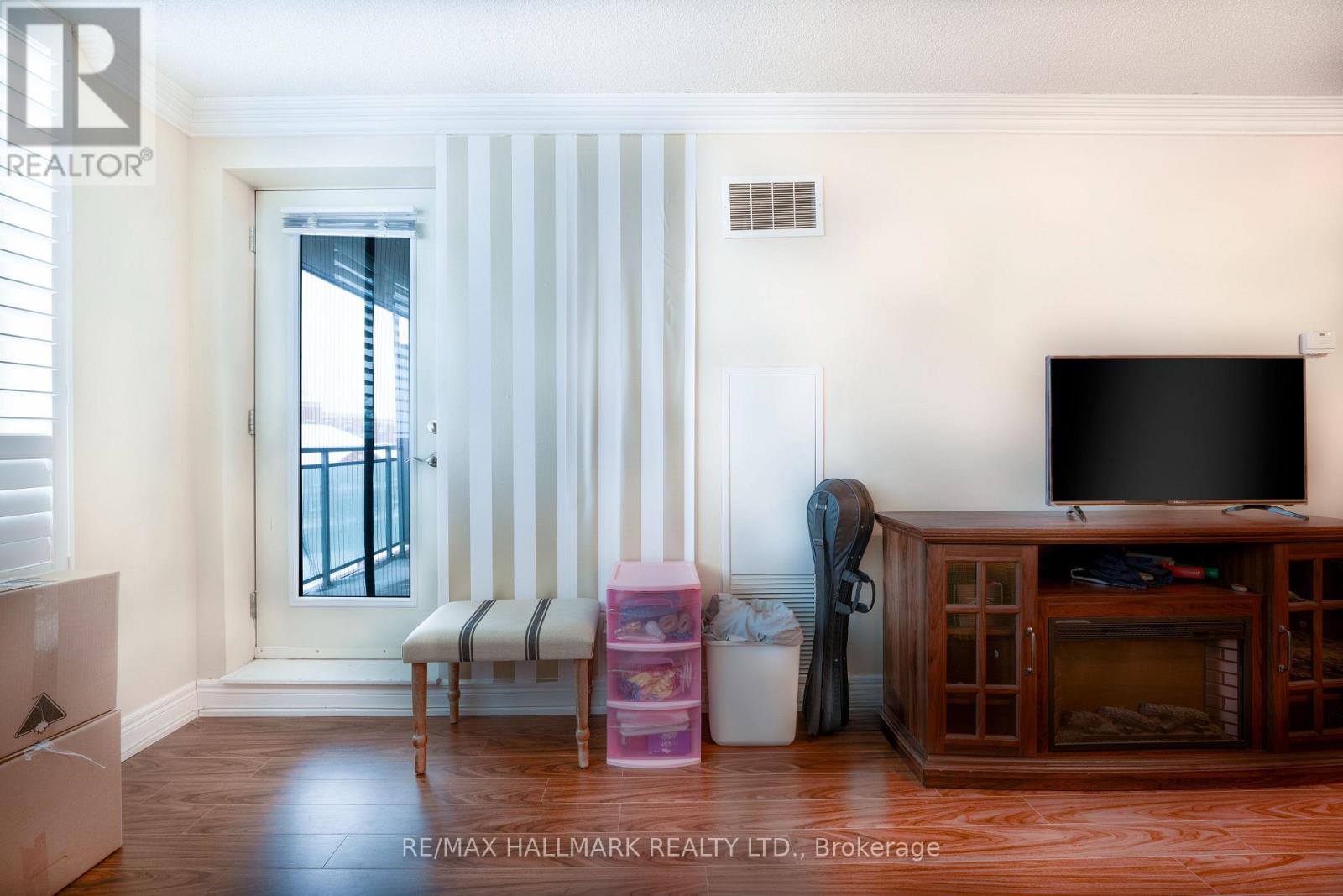 316 - 62 Suncrest Boulevard, Markham, Ontario  L3T 7Y6 - Photo 4 - N13861628