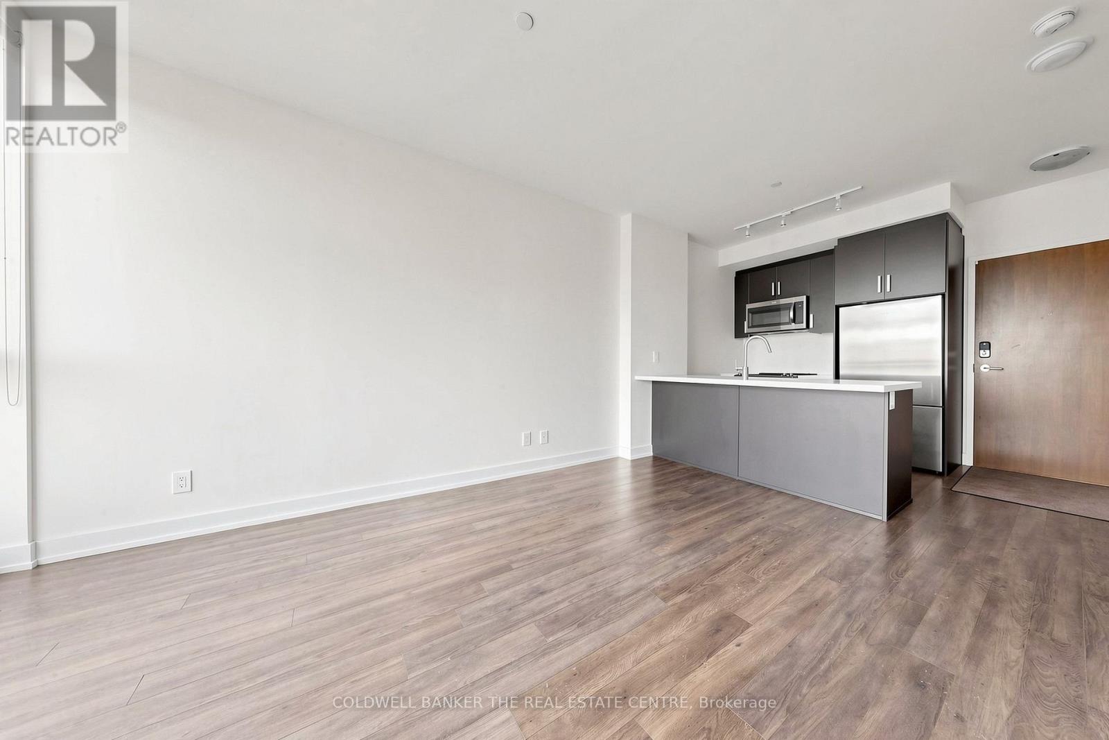 301 Sea Ray Avenue, Innisfil, Ontario  L9S 0L8 - Photo 4 - N13861702
