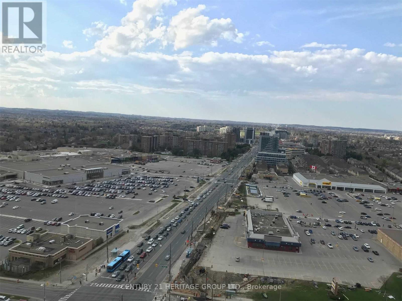 NW 2202 - 9201 Yonge Street, Richmond Hill, Ontario  L4C 6Z2 - Photo 10 - N13861710
