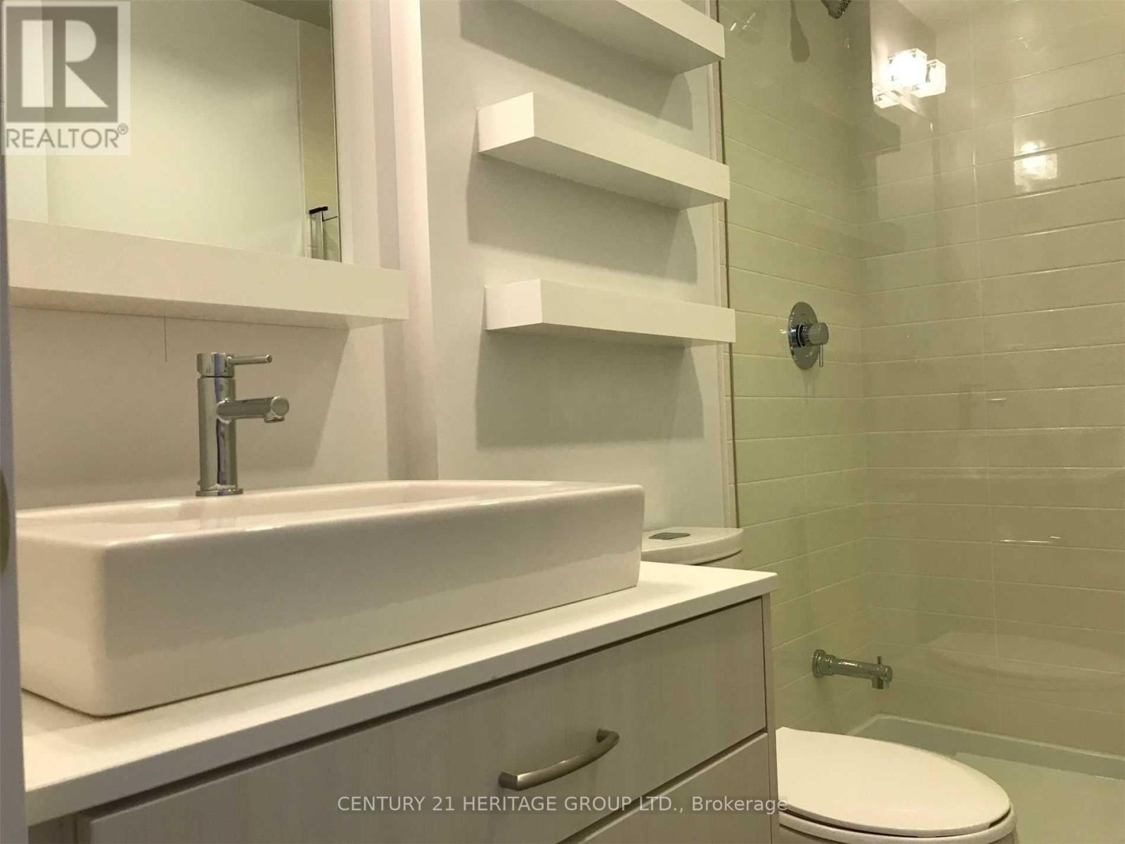 NW 2202 - 9201 Yonge Street, Richmond Hill, Ontario  L4C 6Z2 - Photo 7 - N13861710