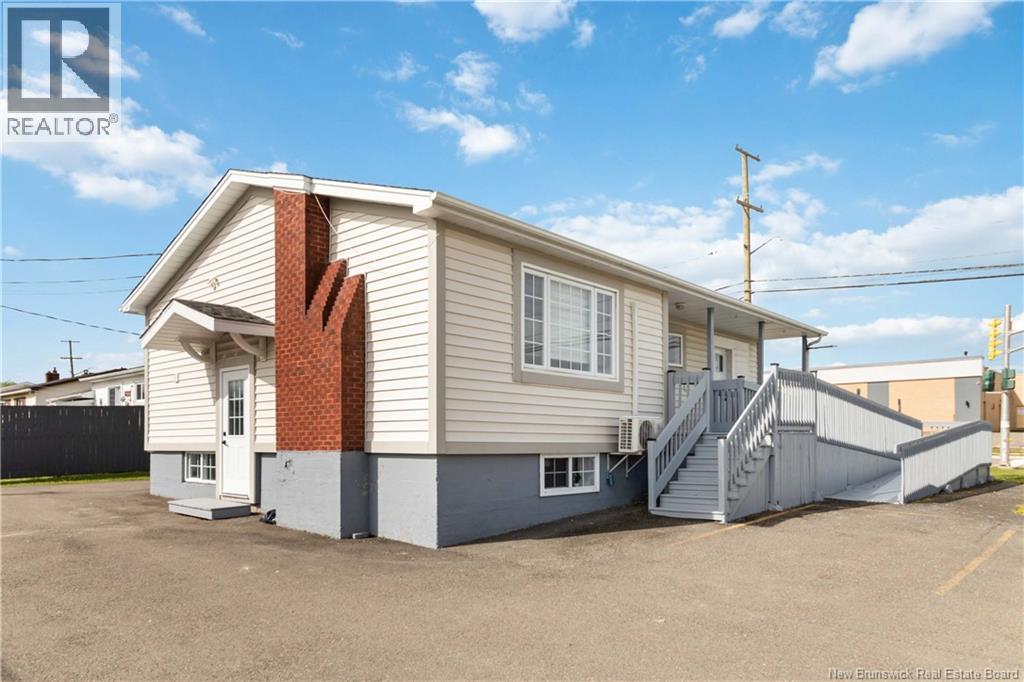 338 Kendra Street Unit# 1, Moncton, New Brunswick  E1C 4K4 - Photo 4 - NB129835