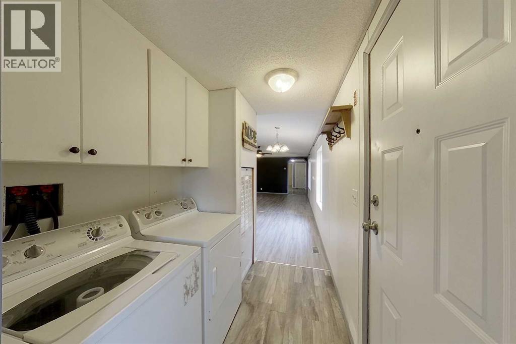 1305 Southshore Drive W