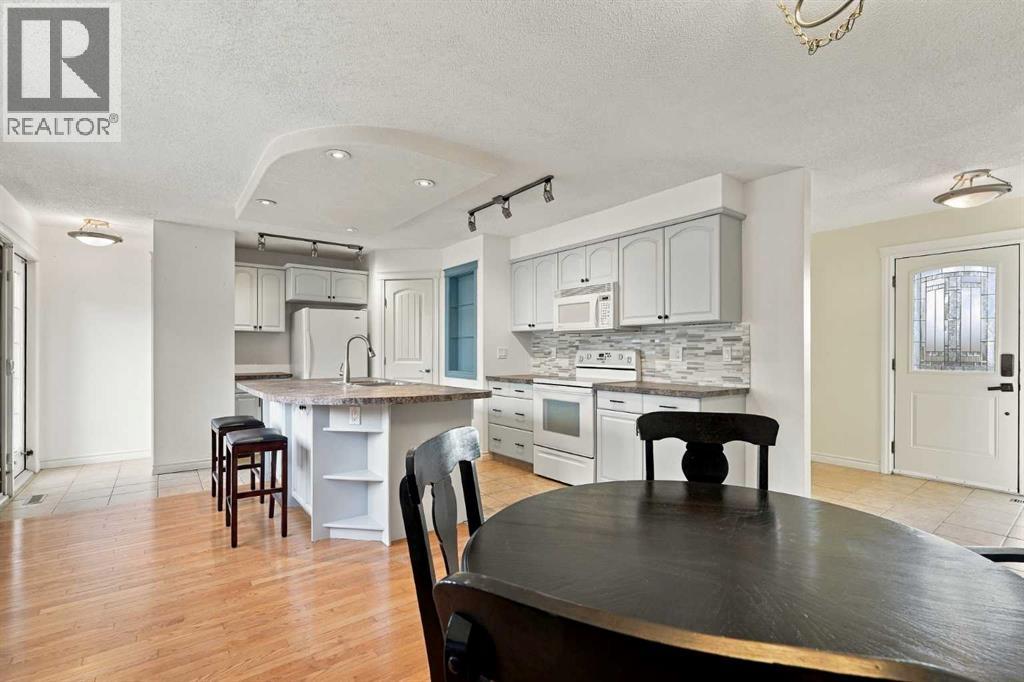 6624 37 Street Sw, Calgary, Alberta  T3E 5M9 - Photo 6 - A2349294