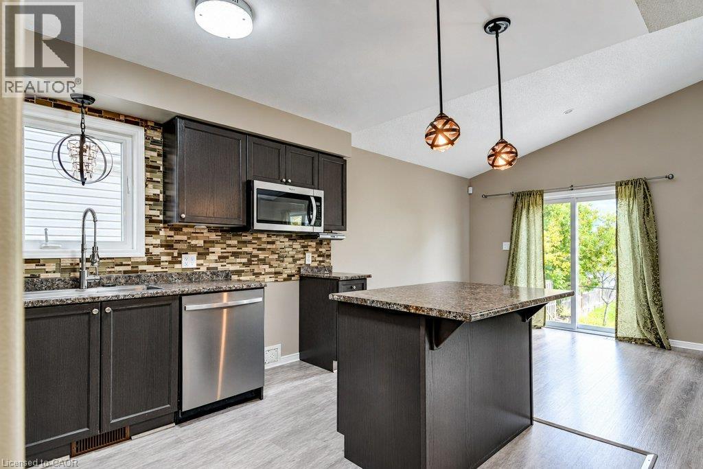 1651 Crimson Crescent, Kingston, Ontario  K7P 0J3 - Photo 6 - 40868416