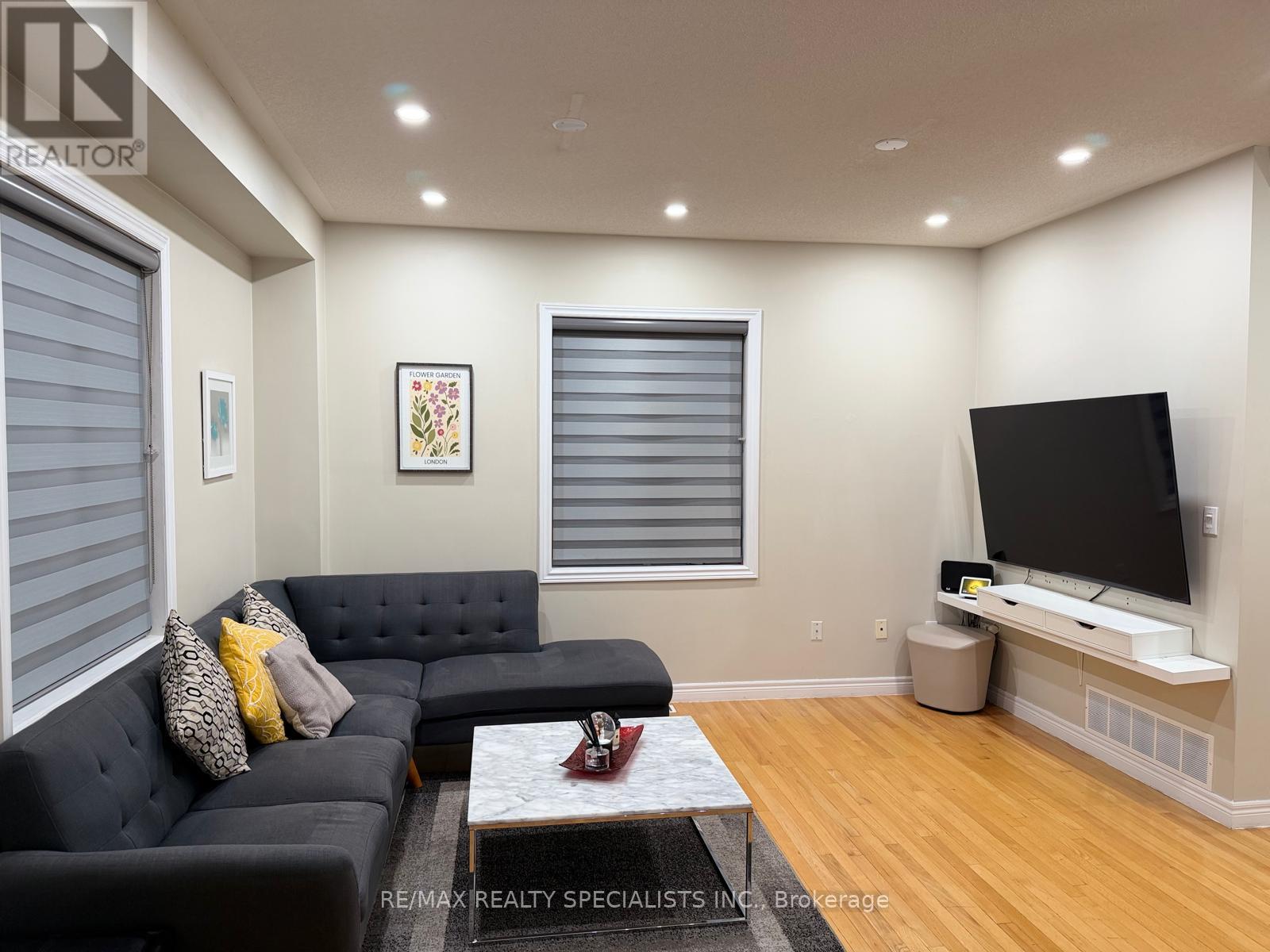 14 Viceroy Crescent, Brampton, Ontario  L7A 1V6 - Photo 5 - W13861470