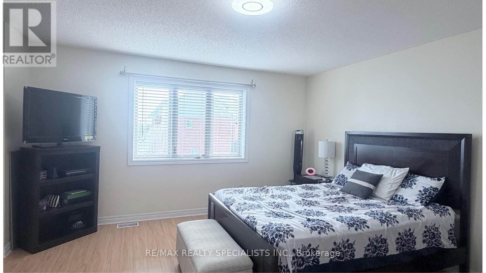 14 Viceroy Crescent, Brampton, Ontario  L7A 1V6 - Photo 7 - W13861470