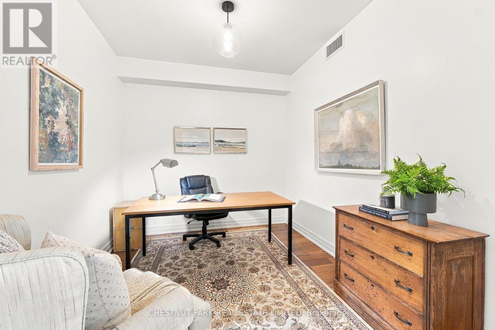305 - 2855 Bloor Street W, Toronto, Ontario  M8X 3A1 - Photo 14 - W13861522