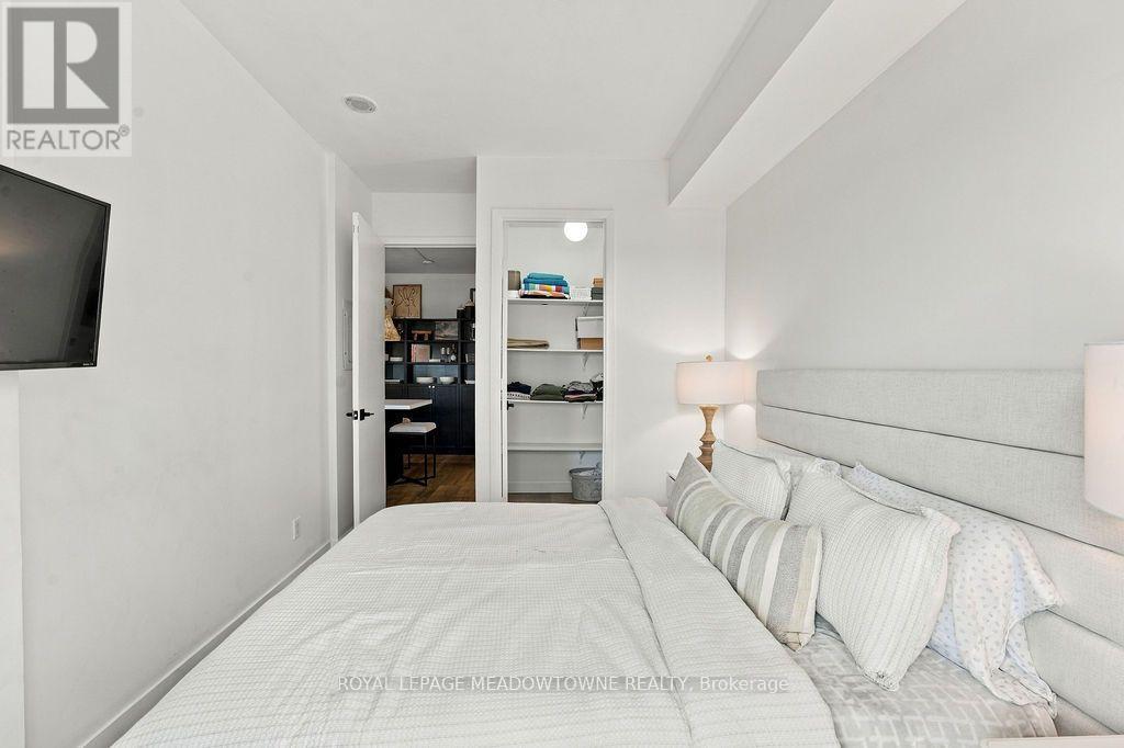 1321 - 165 Legion Road N, Toronto, Ontario  M8Y 0B3 - Photo 12 - W13861530