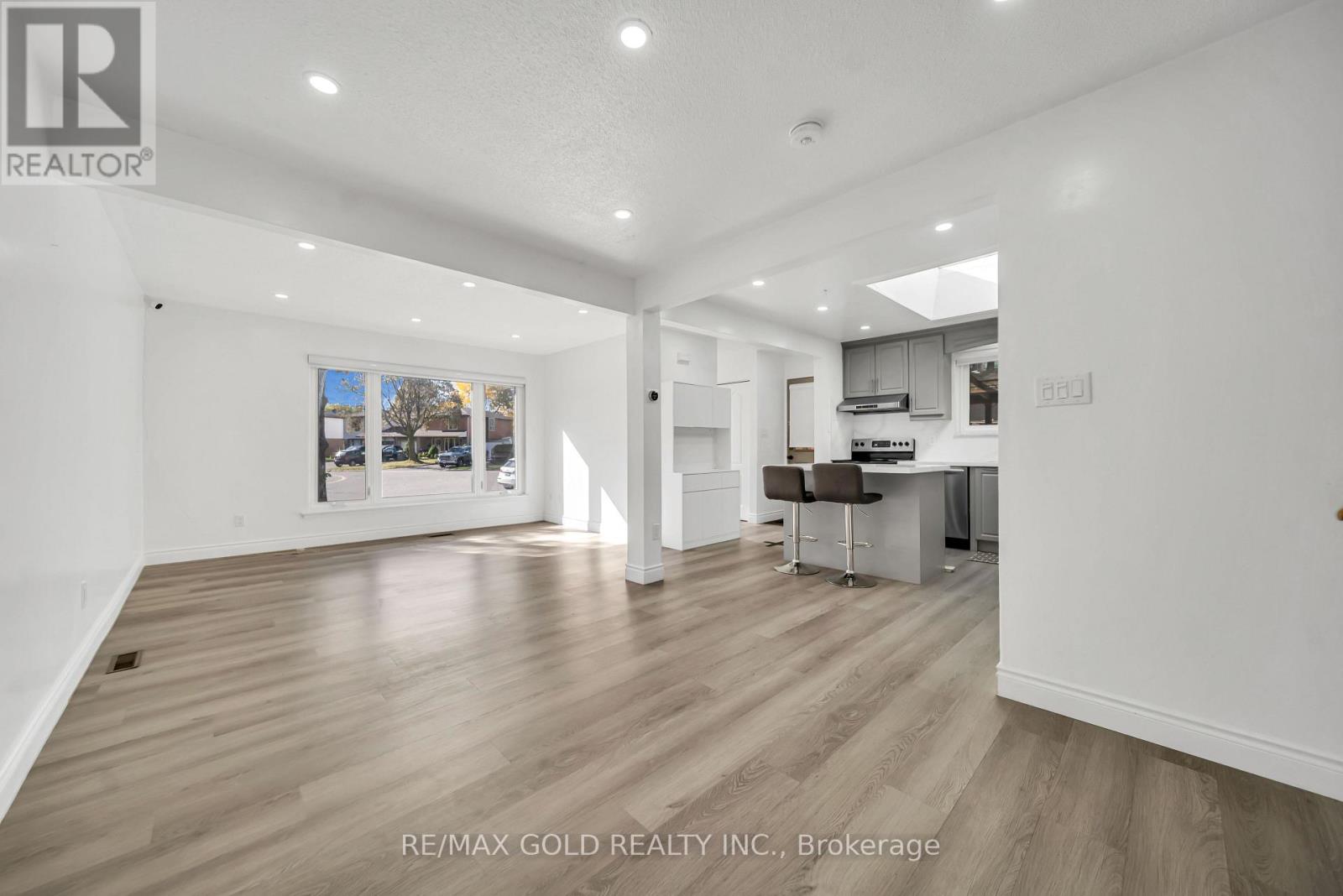 Main - 70 Glenmore Crescent, Brampton, Ontario  L6S 1H8 - Photo 17 - W13861538