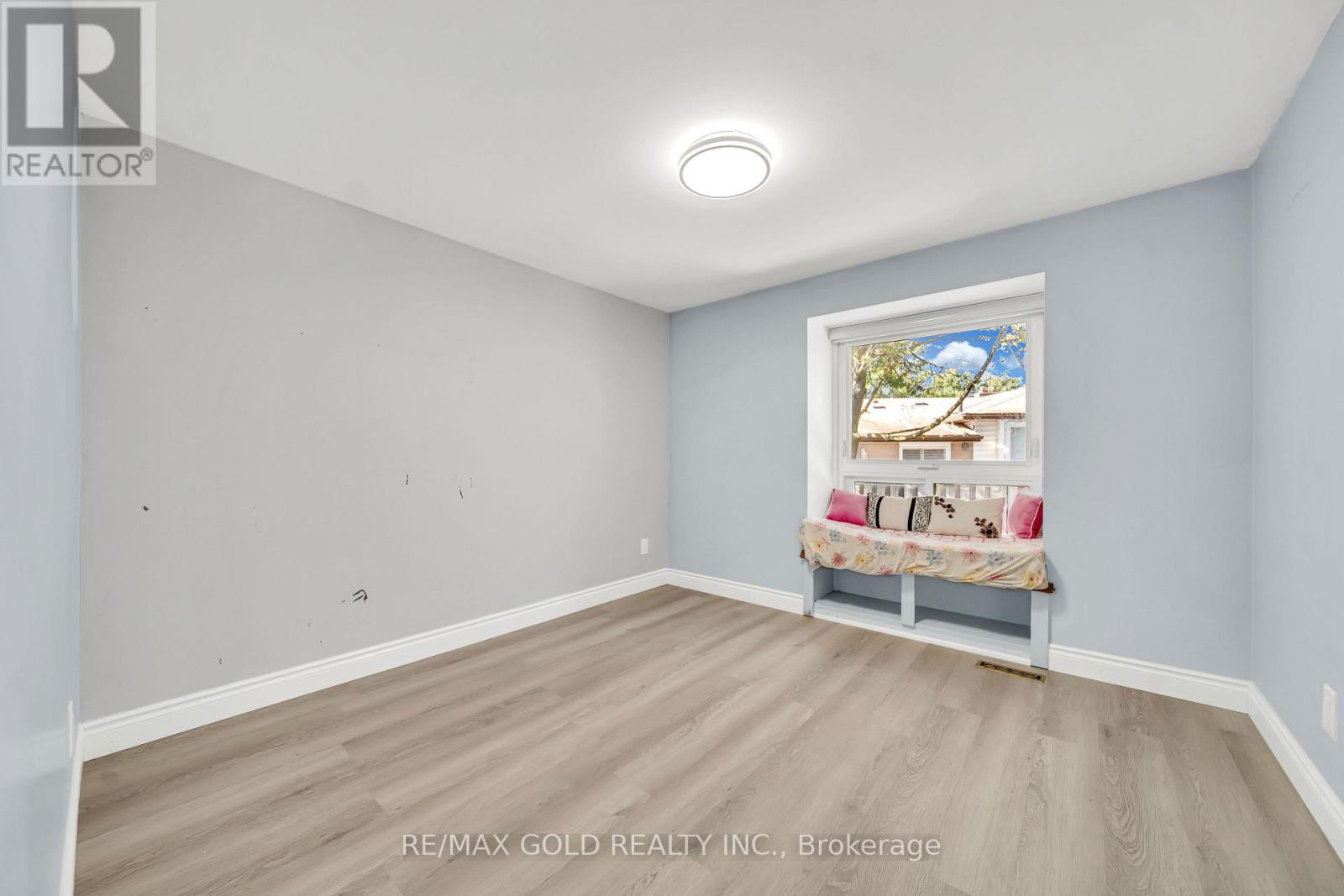Main - 70 Glenmore Crescent, Brampton, Ontario  L6S 1H8 - Photo 20 - W13861538